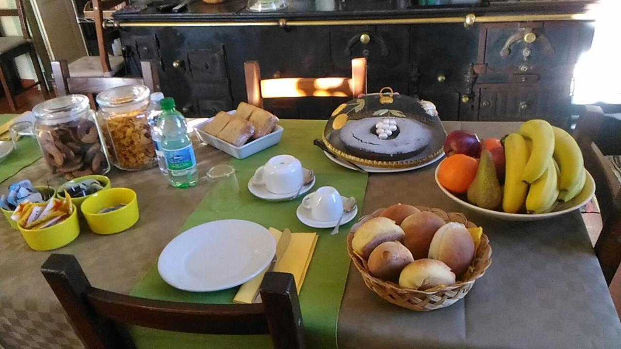 אסראלה A Casa Di Tommy B&B מראה חיצוני תמונה