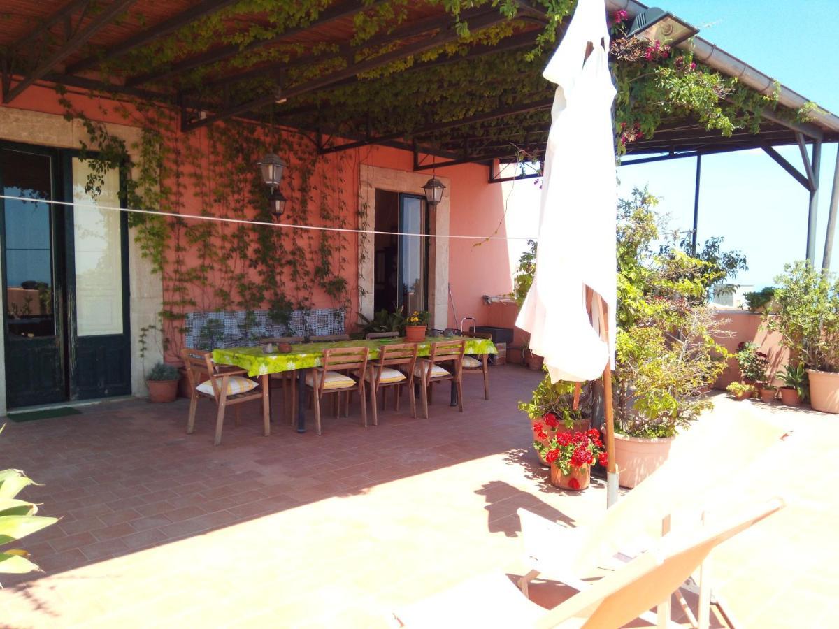 אסראלה A Casa Di Tommy B&B מראה חיצוני תמונה